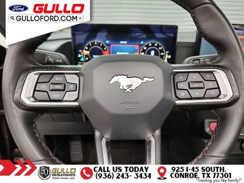 Used 2024 Ford Mustang Convertible image 19