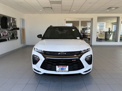 Used 2022 Chevrolet TrailBlazer RS FWD image 9