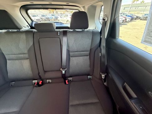 Used 2025 Nissan Rogue SV FWD image 39