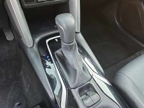 Used 2023 Toyota Corolla Cross XLE w/ Convenience Package image 21