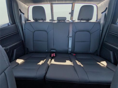 New 2026 Chevrolet Colorado Trail Boss AWD/4WD image 13