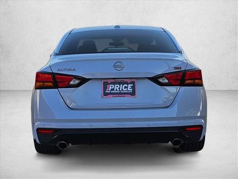Used 2025 Nissan Altima 2.5 SR FWD image 6