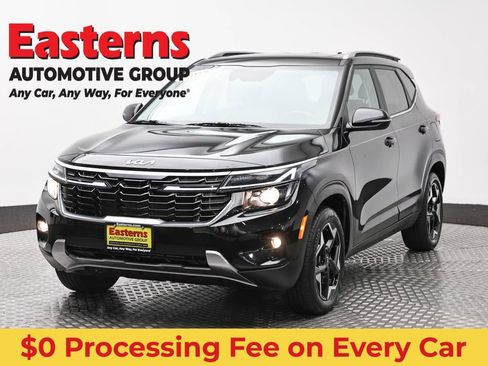 Used 2024 Kia Seltos EX AWD/4WD image 1
