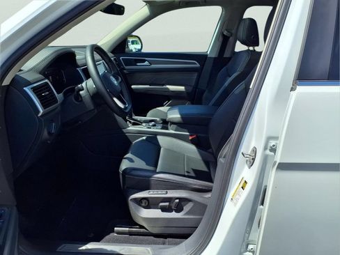 Used 2023 Volkswagen Atlas SEL AWD/4WD image 13