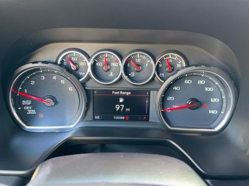 Used 2021 Chevrolet Suburban LS image 19