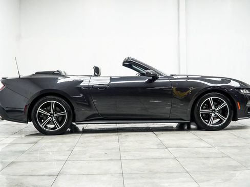 Used 2024 Ford Mustang Premium RWD image 8