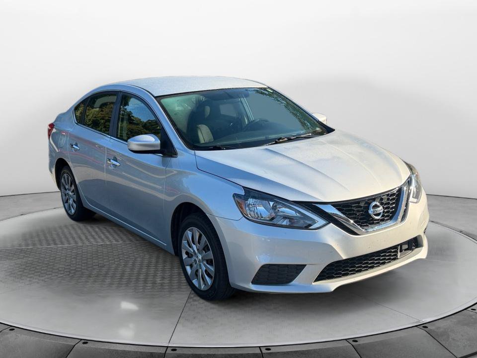 Used 2019 Nissan Sentra S FWD image 1