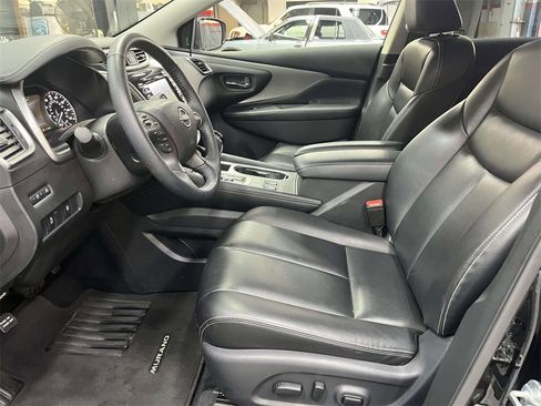 Used 2024 Nissan Murano SV image 16