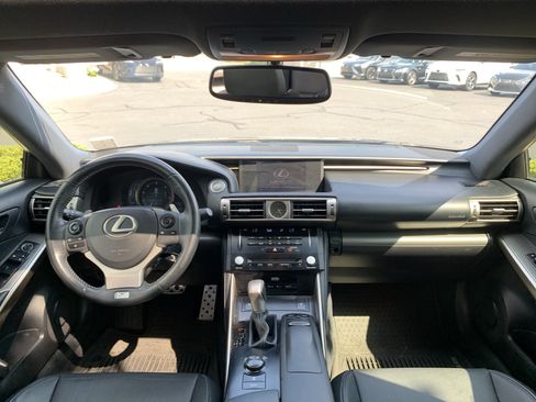 Used 2014 Lexus IS 350 w/ F Sport Package RWD image 29