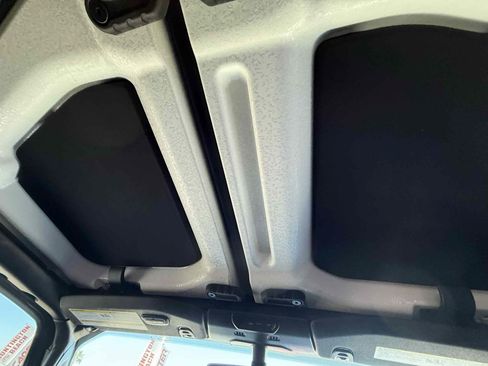Used 2022 Jeep Wrangler Unlimited Sahara w/ Cold Weather Group AWD/4WD image 64