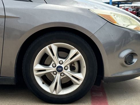 Used 2014 Ford Focus SE image 6