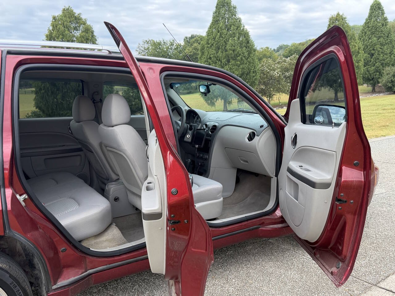 Used 2009 Chevrolet HHR LT FWD image 22