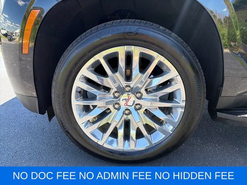 Used 2025 GMC Yukon XL Denali AWD/4WD image 29