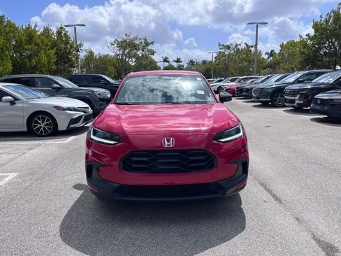 Used 2024 Honda HR-V Sport image 2