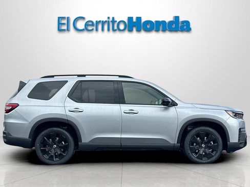New 2026 Honda Pilot Black Edition image 2