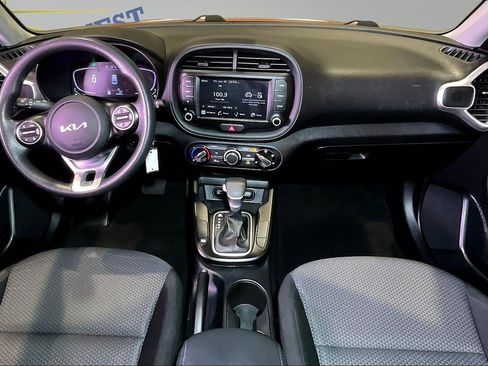 Used 2023 Kia Soul LX w/ Option Group 015 FWD image 8