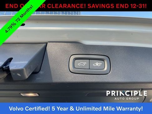 Certified 2025 Volvo V60 B5 Cross Country Plus image 31