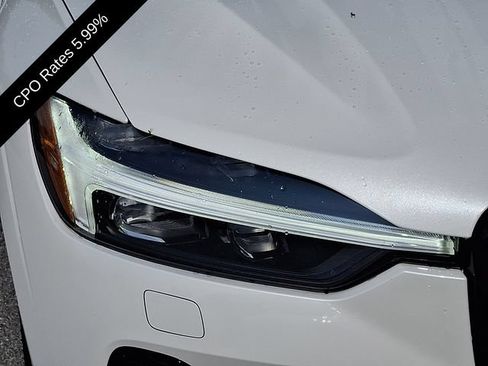 Certified 2024 Volvo XC60 T8 Core w/ Climate Package AWD/4WD image 11