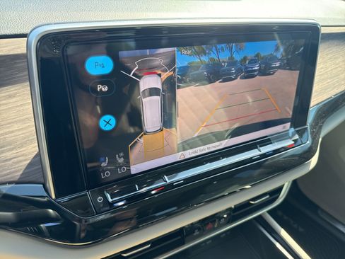 New 2026 Volkswagen Atlas SEL Premium R-Line image 19