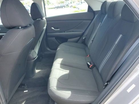 Certified 2023 Hyundai Elantra SEL w/ Convenience Package image 7