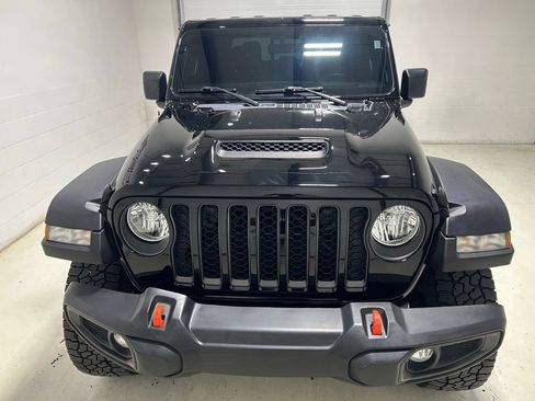Used 2023 Jeep Gladiator Mojave w/ Cold Weather Group AWD/4WD image 9