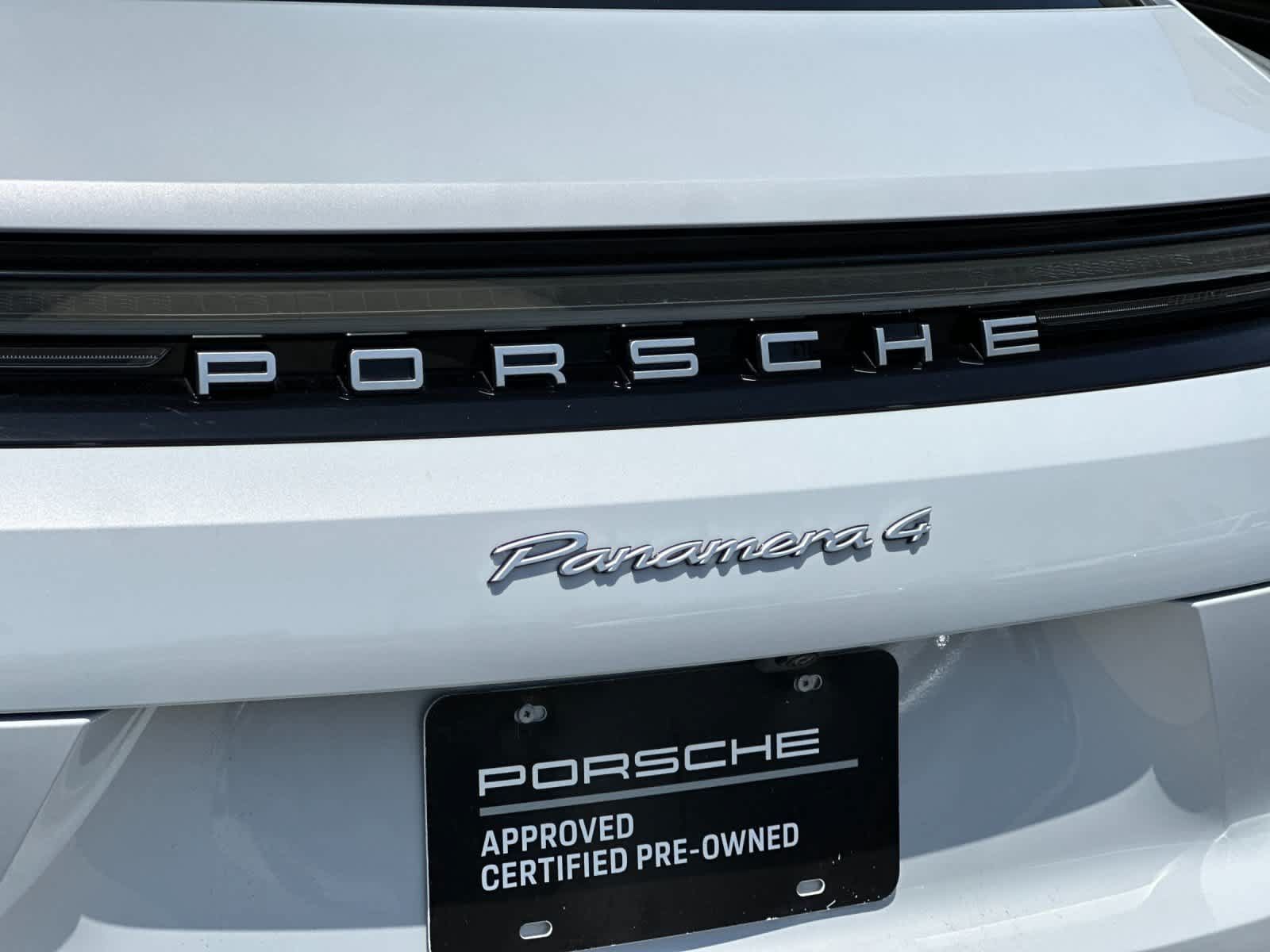 Certified 2025 Porsche Panamera 4 AWD/4WD image 32