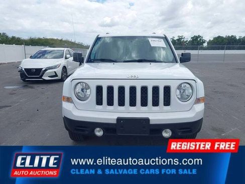 Used 2016 Jeep Patriot Latitude w/ Sun/Sound Group image 12