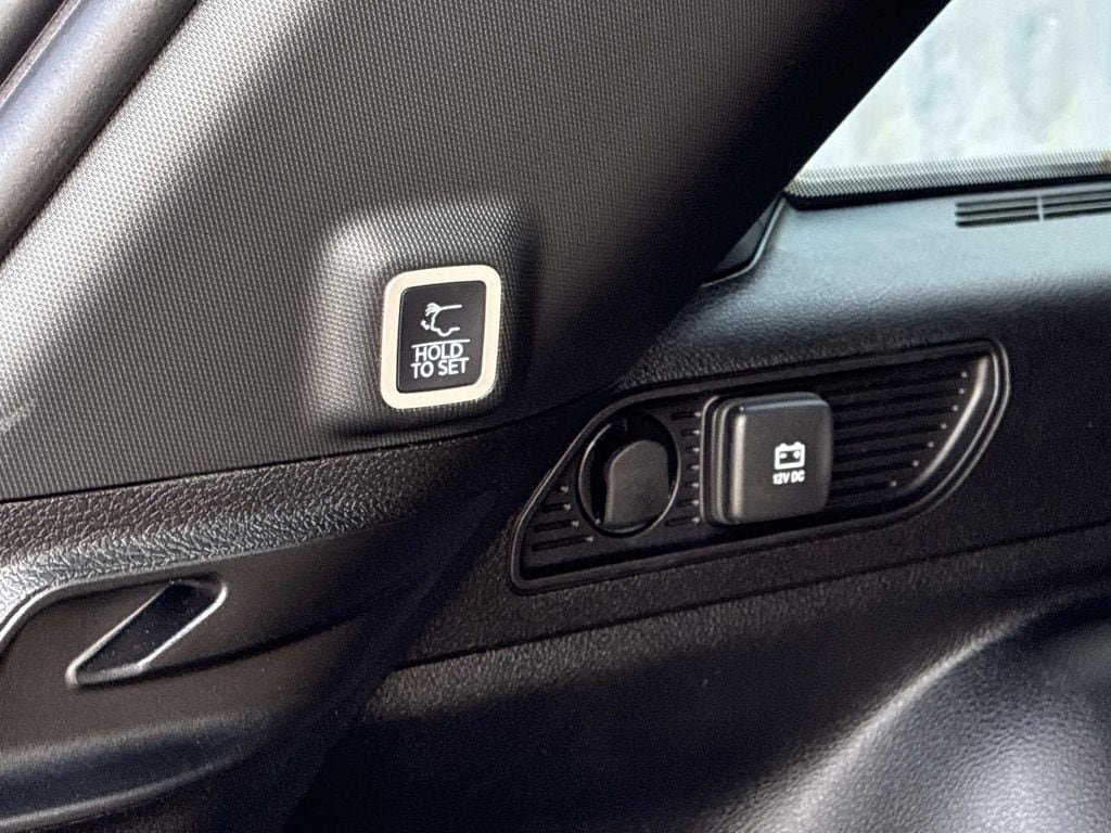 New 2026 Jeep Grand Cherokee Altitude AWD/4WD image 5