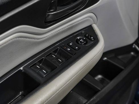 Used 2018 Honda Odyssey Touring image 42