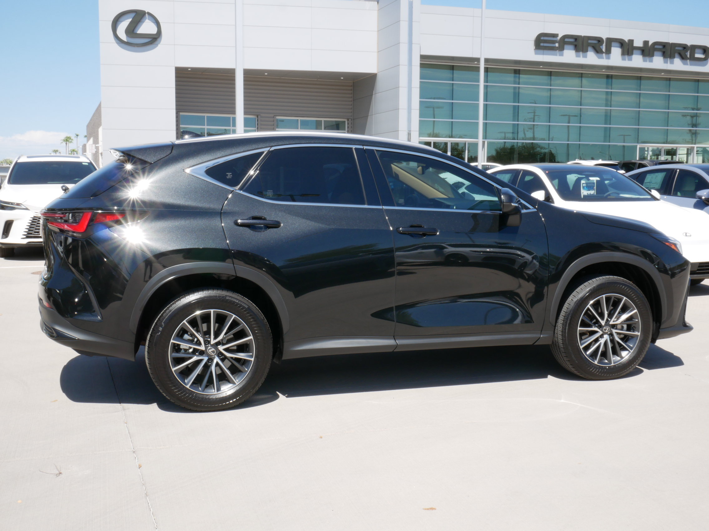 Used 2026 Lexus NX 350h AWD w/ Accessory Package (Z1) image 11