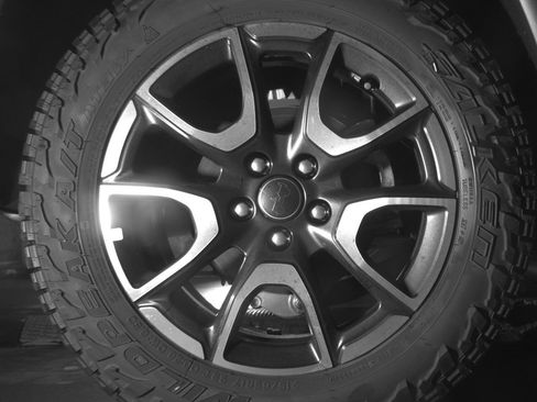 Used 2025 Jeep Compass Trailhawk w/ Trailer Tow Group image 15