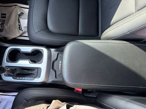 Used 2022 Chevrolet Colorado ZR2 image 14