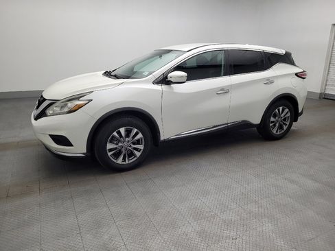 Used 2015 Nissan Murano S image 2