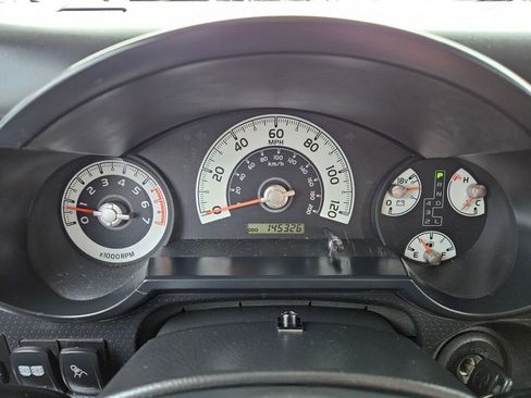 Used 2007 Toyota FJ Cruiser 4WD image 19