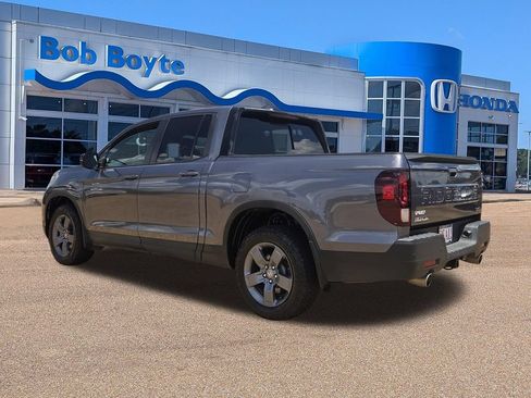 Used 2024 Honda Ridgeline TrailSport image 7