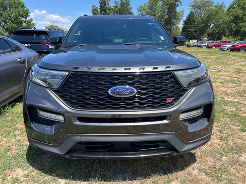 Used 2020 Ford Explorer ST w/ ST High-Performance Pack AWD/4WD image 9