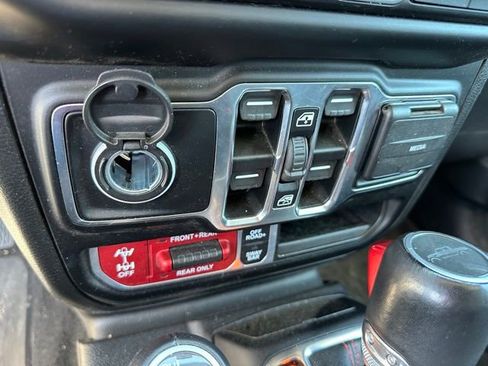 Used 2021 Jeep Gladiator Rubicon w/ LED Lighting Group image 15