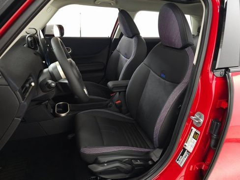 Used 2025 MINI Cooper S FWD image 10