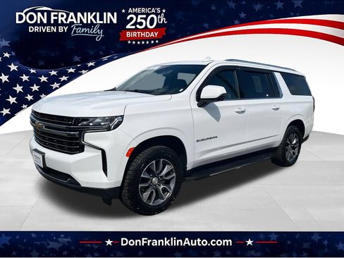 Used 2024 Chevrolet Suburban LT w/ LT Signature Plus Package AWD/4WD image 1