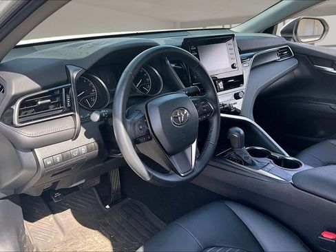 Used 2023 Toyota Camry SE image 17