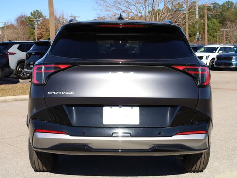 New 2026 Kia Sportage SX image 4