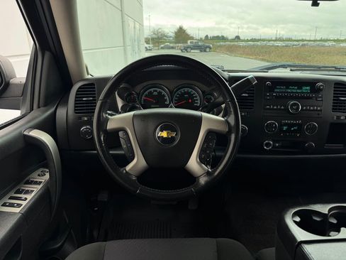 Used 2011 Chevrolet Silverado 1500 1HY image 13