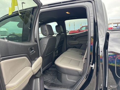 Used 2024 Chevrolet Colorado ZR2 w/ ZR2 Convenience Package III AWD/4WD image 11