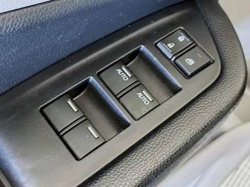 Used 2018 Honda Pilot EX-L image 19