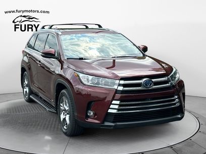Used 2019 Toyota Highlander Limited Platinum