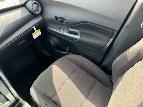 Used 2025 Nissan Kicks Play S image 11