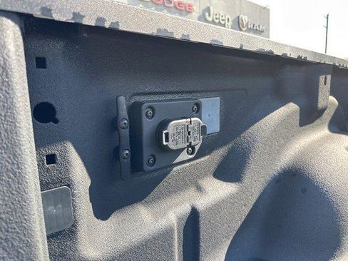 Certified 2024 RAM 3500 Tradesman w/ Chrome Appearance Group image 32