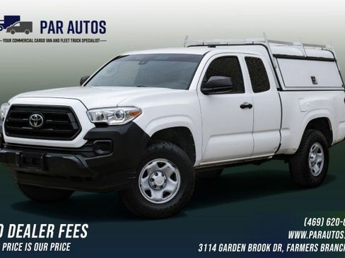 Used 2022 Toyota Tacoma SR image 1