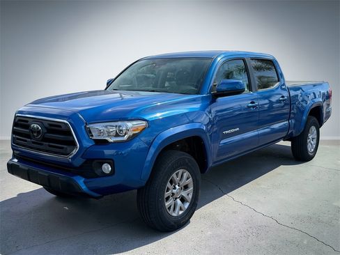 Used 2018 Toyota Tacoma SR5 image 15