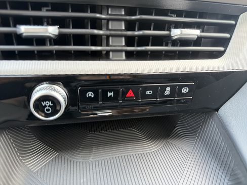 New 2026 Ford Explorer Active AWD/4WD image 30